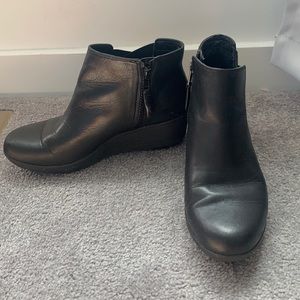 EasySpirit Wedged Zipped Booties